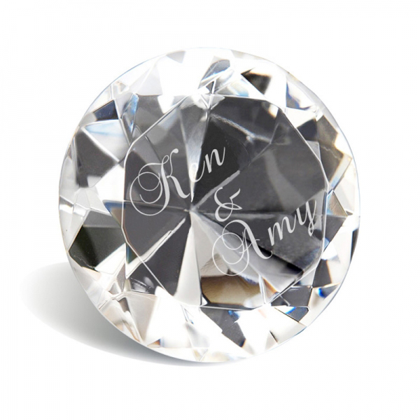 Diamond-shape Crystal Paperweight (5 cm)