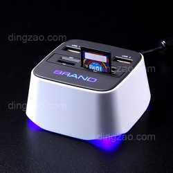 USB Hub with Card Reader