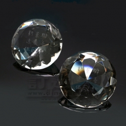 鑽石型水晶紙鎮 (6.0 cm) 安基資產管理有限公司